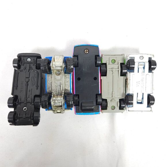 Vintage Die Cast Car Lot Chuck E Cheese Van - Beach Patrol - 57 Chevy Alligator - Picture 11 of 11